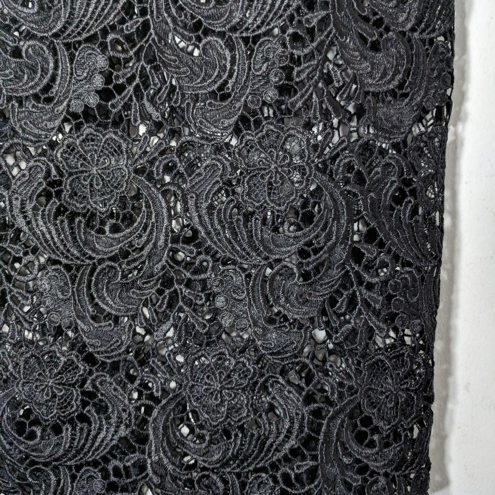 Blaque Label Lace Pencil Skirt - Picture 6 of 6